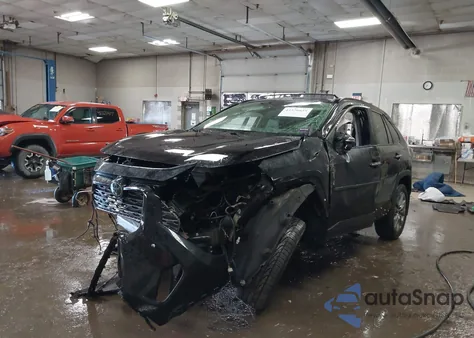 2019 Toyota Rav4 Limited z USA, uszkodzony, nr VIN JTMN1RFV1KD518639